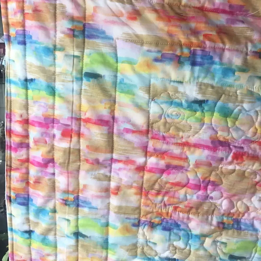 NWT. Hand Crafted Bright Poppies Quilt